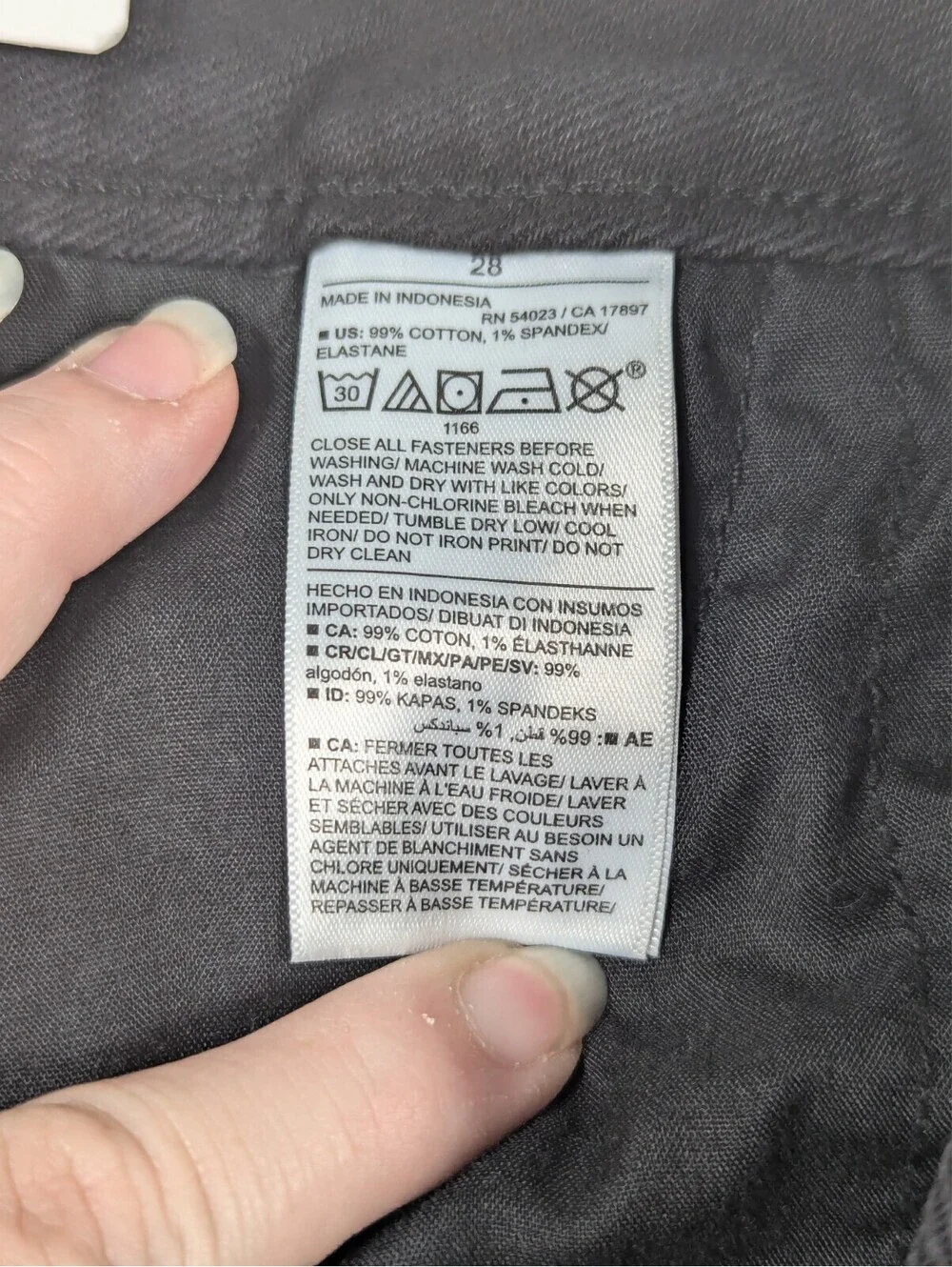 Old Navy - Women's -High Rise Smooth Pockets Black Denim Skirt Raw Hem - Size 28
